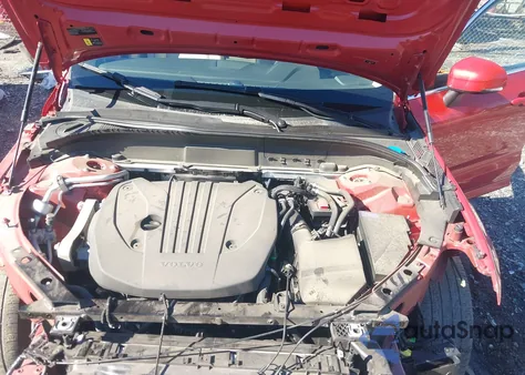 2023 Volvo Xc60 B5 Core from USA, damaged, VIN YV4L12DV0P1218663